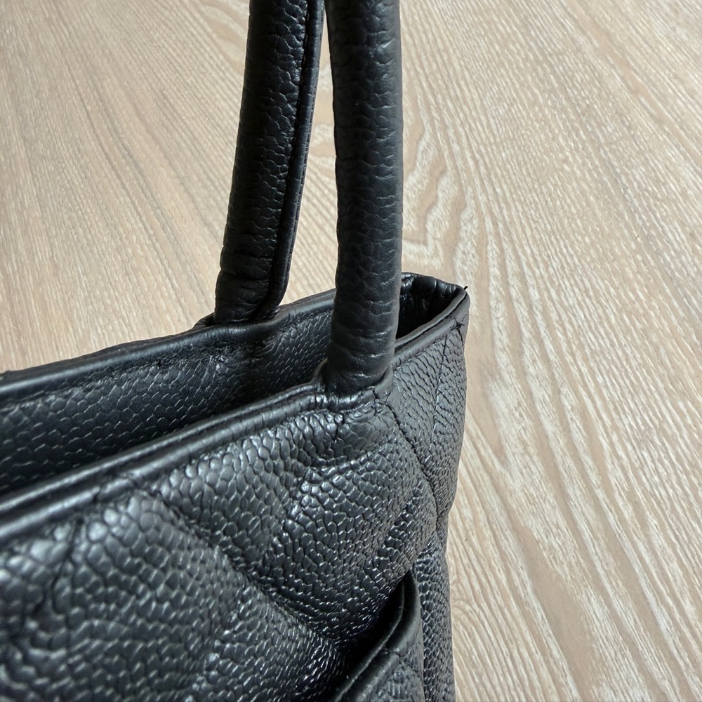 Vintage CHANEL Quilted Caviar Medallion Tote in Black w/Gold Hardware - Picture 7 of 16